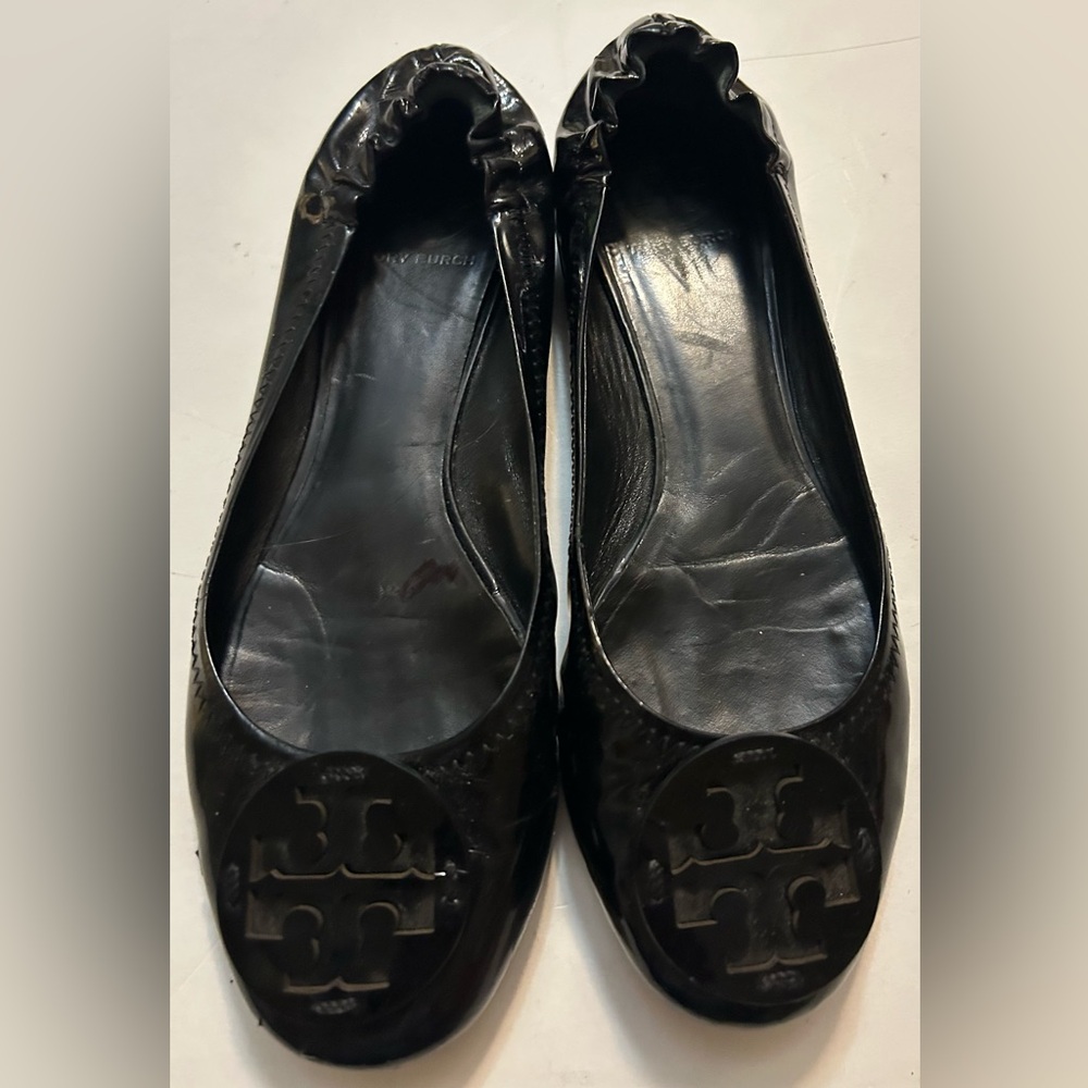Tory Burch Reva Black Patent
Leather Ballet flats Size 9